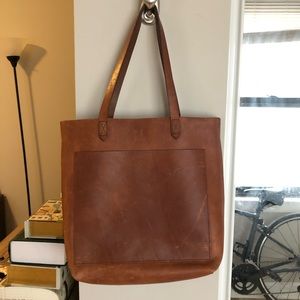 Madewell The Medium Transport Tote in English Saddle